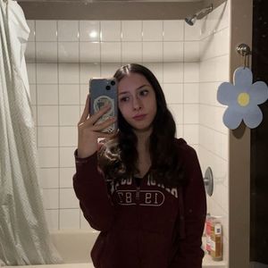 Meet your Posher, Myla